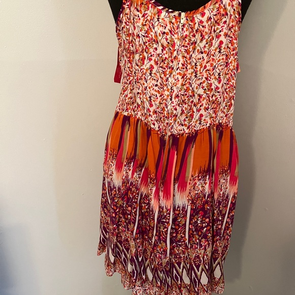 Multi colored cute spring or summer dress - Picture 2 of 4